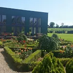 Hazelwood 4* Adare